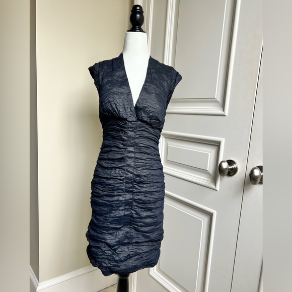 Nicole Miller crinkle stretch cocktail dress BIG PRICE DROP! - Picture 4 of 7